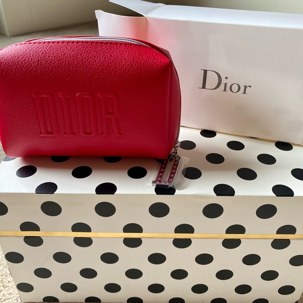 NIB CHRISTIAN DIOR Logo Cosmetic Makeup Pouch Bag 100% Polyurethane Red Silver - Picture 4 of 12